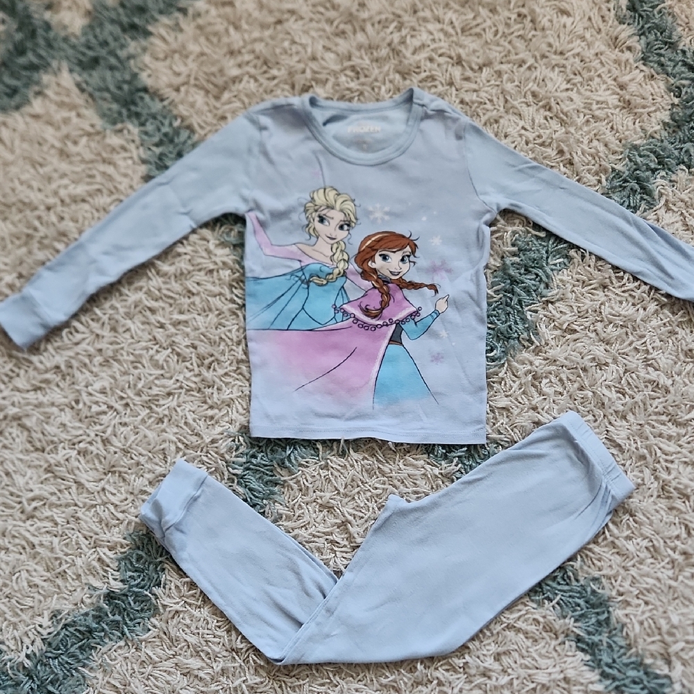 Disney Frozen Princess Pajamas EUC